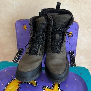 Cute BOGs boots 💗